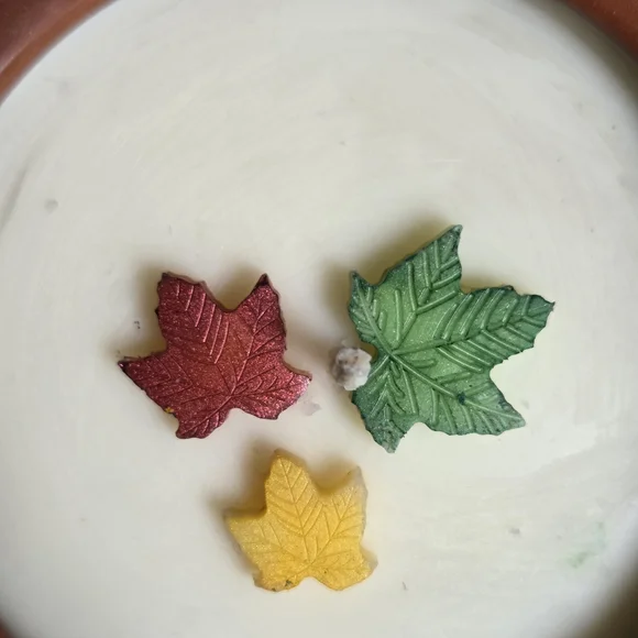 Hand Crafted Ceramic Acorn Candle with Lid - Picture 3 of 4